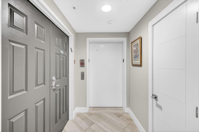 100 S Birch Road 803, Fort Lauderdale, FL 33316