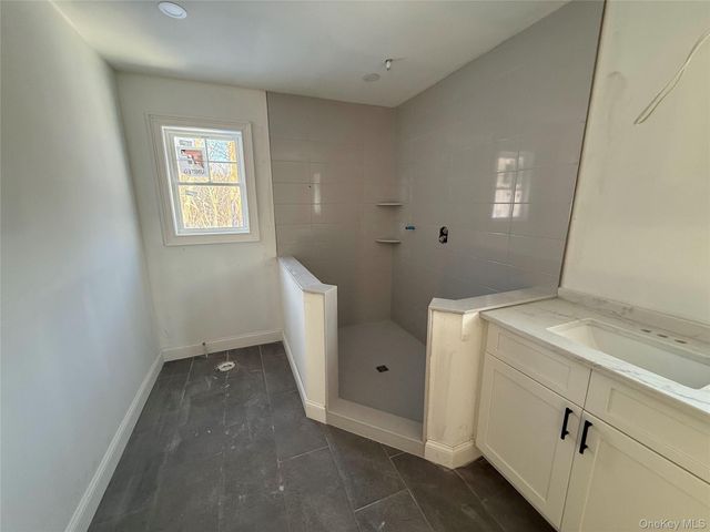 48 W Corbett Road, Montgomery, NY 12549