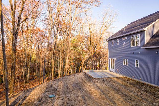 48 W Corbett Road, Montgomery, NY 12549