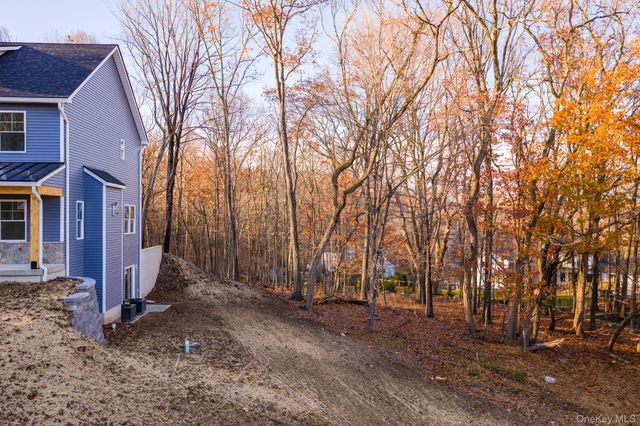 48 W Corbett Road, Montgomery, NY 12549