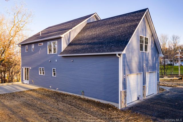 48 W Corbett Road, Montgomery, NY 12549