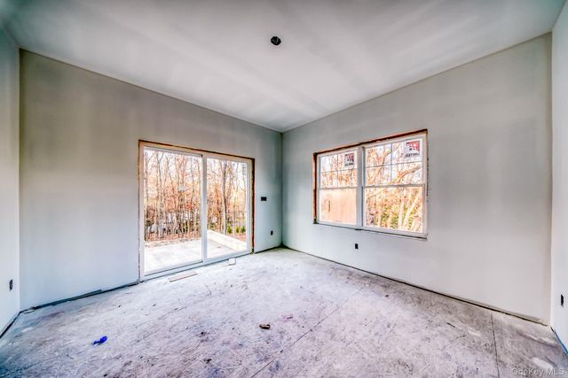 48 W Corbett Road, Montgomery, NY 12549
