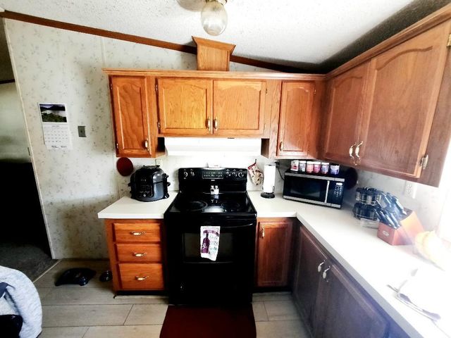 410 N Center Street, Eaton, IN 47338