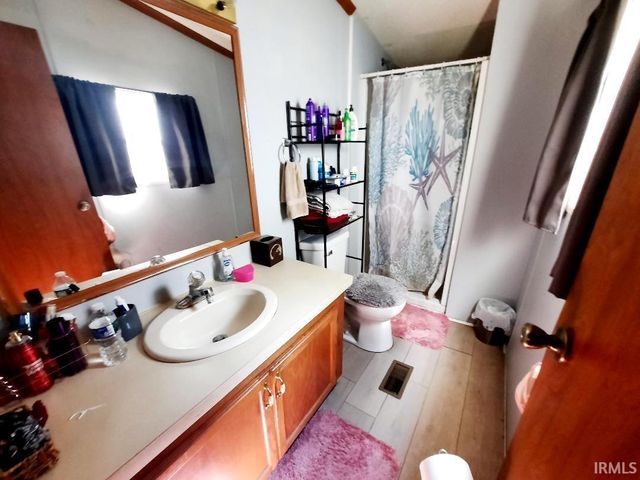 410 N Center Street, Eaton, IN 47338