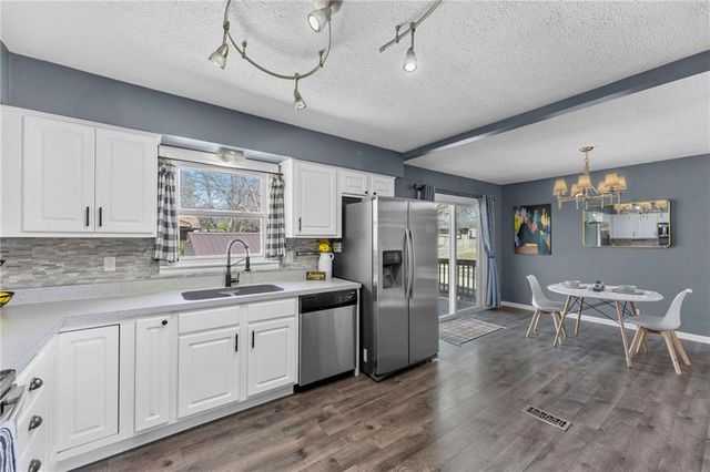 3412 W 9th Court, Lawrence, KS 66049