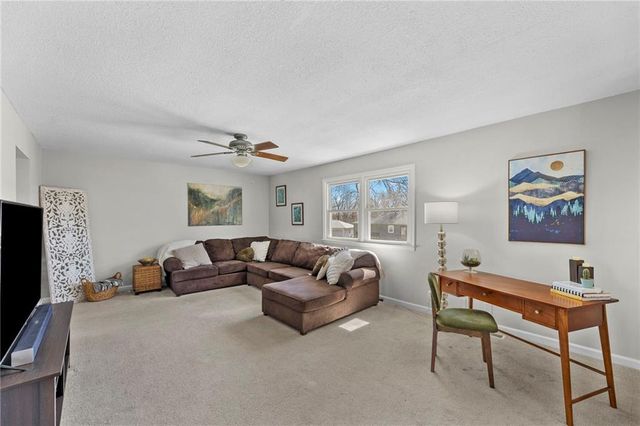 3412 W 9th Court, Lawrence, KS 66049