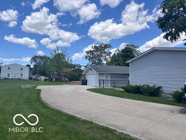 620 Pearl Street, Whiteland, IN 46184