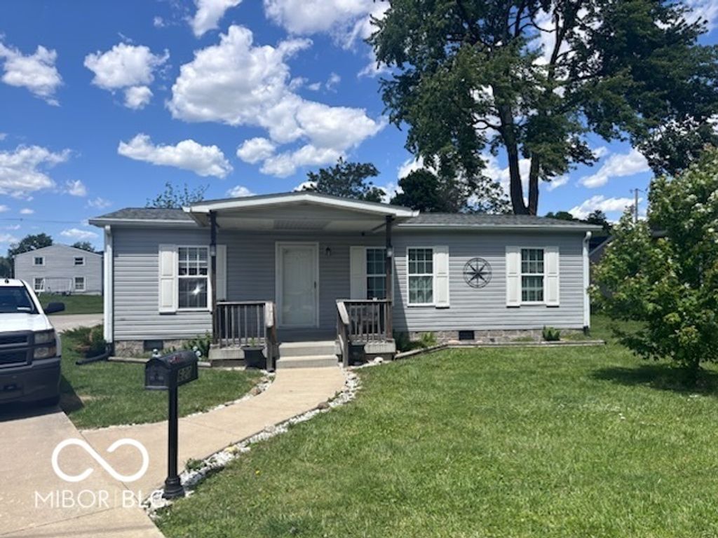 620 Pearl Street, Whiteland, IN 46184