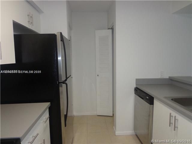 540 S Park Road 159, Hollywood, FL 33021