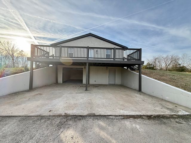 1356 Baxter Ridge Road, Lawrenceburg, KY 40342