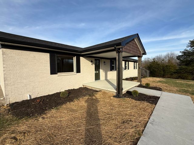 1356 Baxter Ridge Road, Lawrenceburg, KY 40342