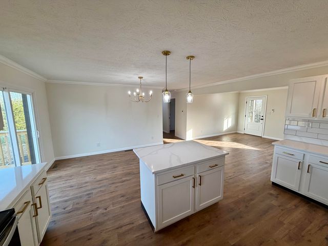 1356 Baxter Ridge Road, Lawrenceburg, KY 40342