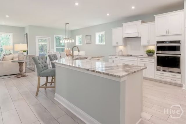 60 Chatham Lane, Richmond Hill, GA 31324