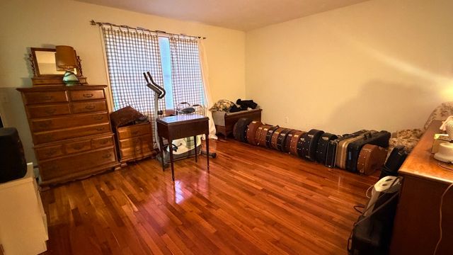 12 Deerfield Cir, Auburn, MA 01501