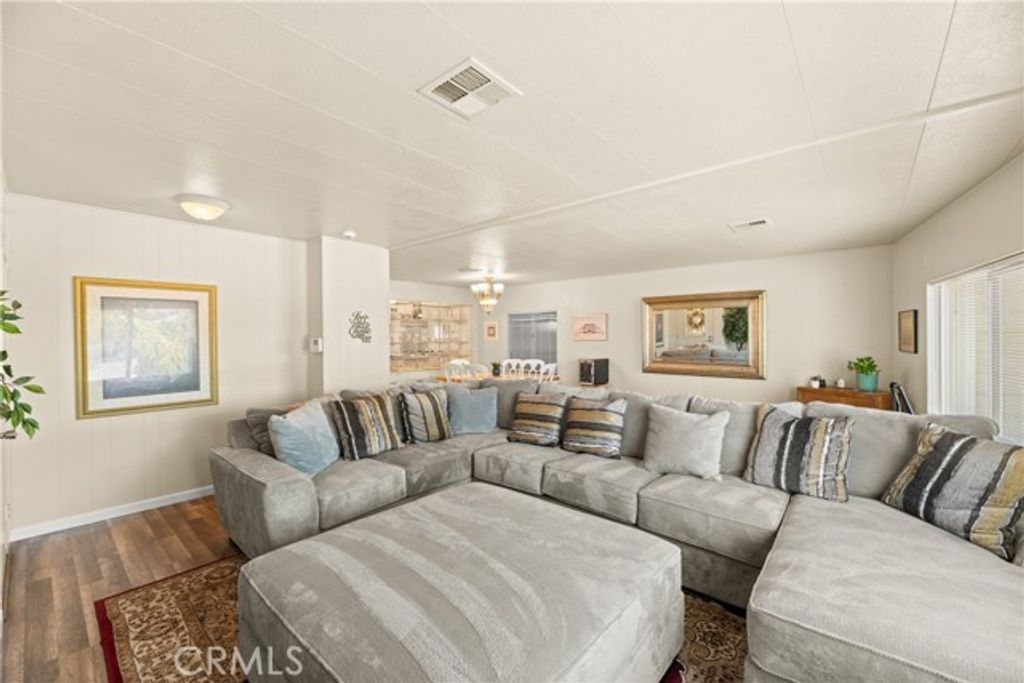 2964 Silver Oak Way, Hemet, CA 92545