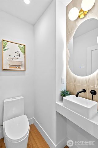 6547 11th Avenue NW, Seattle, WA 98117