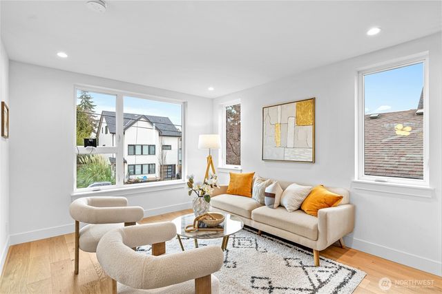 6547 11th Avenue NW, Seattle, WA 98117