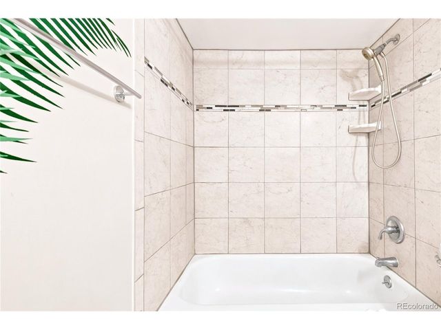 380 Zang St 6-304, Lakewood, CO 80228