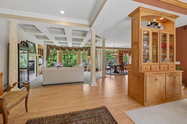 16608 73rd Avenue N, Maple Grove, MN 55311