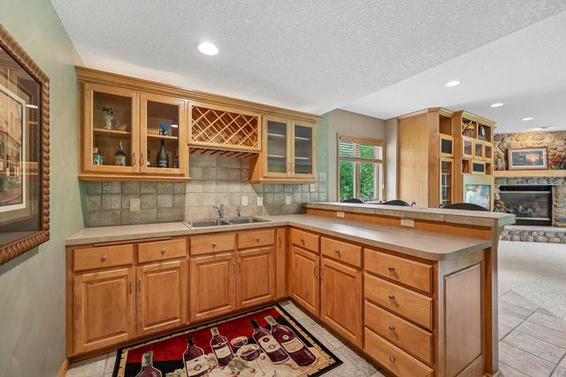 16608 73rd Avenue N, Maple Grove, MN 55311
