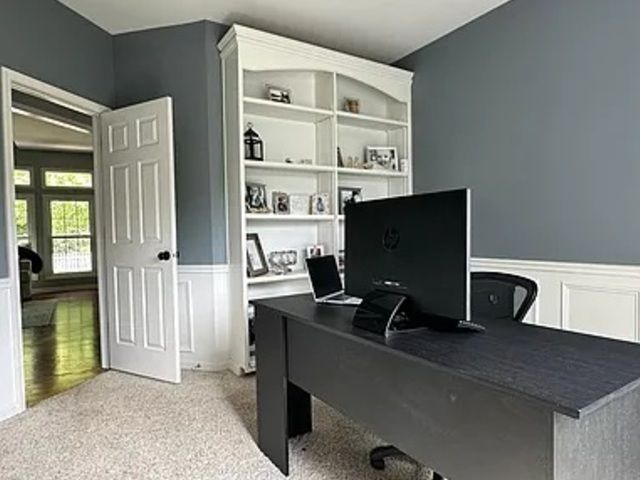 39W832 Carl Sandburg Road, St. Charles, IL 60175
