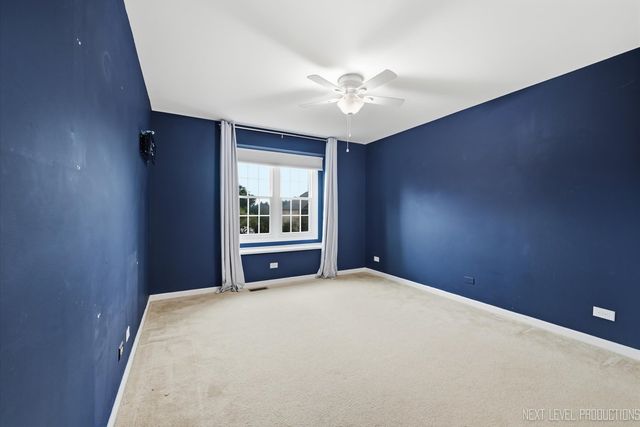 39W832 Carl Sandburg Road, St. Charles, IL 60175