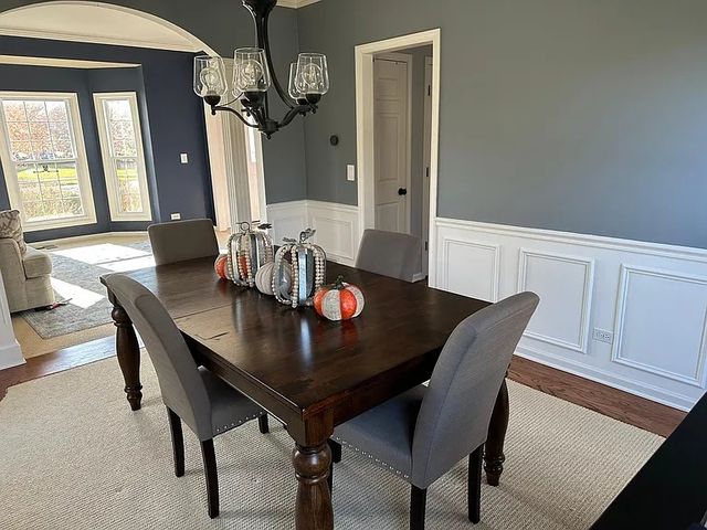 39W832 Carl Sandburg Road, St. Charles, IL 60175