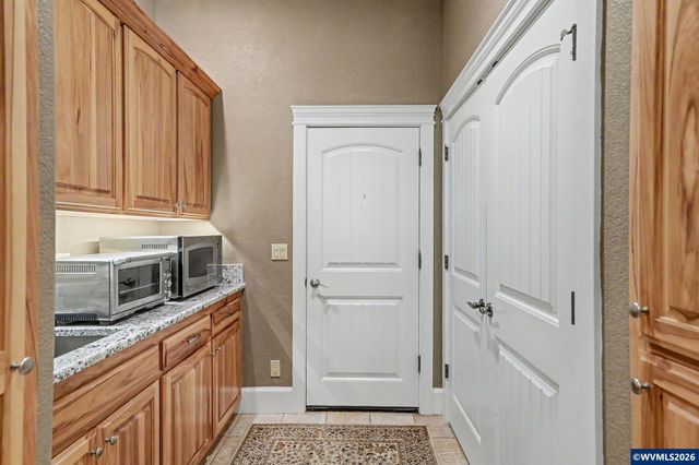 2727 Old Farm Av NW, Salem, OR 97304