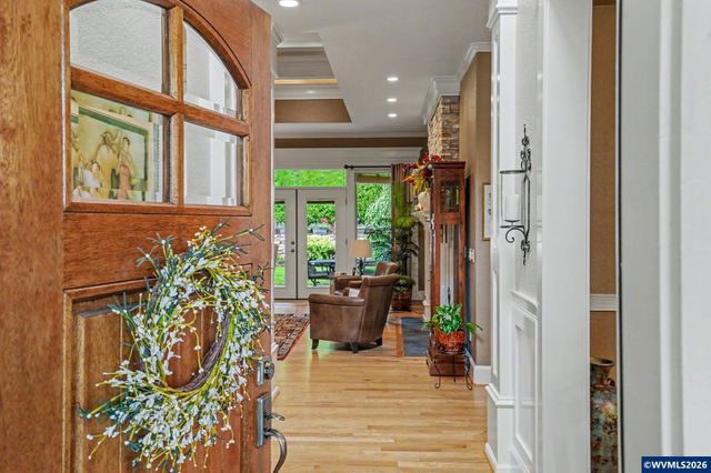 2727 Old Farm Av NW, Salem, OR 97304