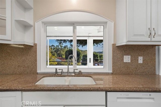 3289 San Amadeo C, Laguna Woods, CA 92637