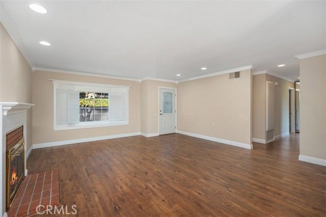 3289 San Amadeo C, Laguna Woods, CA 92637