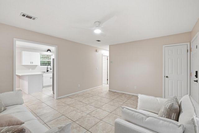 1934 County Highway 3280, Freeport, FL 32439