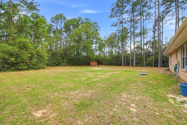 1934 County Highway 3280, Freeport, FL 32439