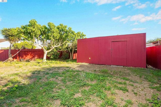 387 Tennyson Rd, Hayward, CA 94544