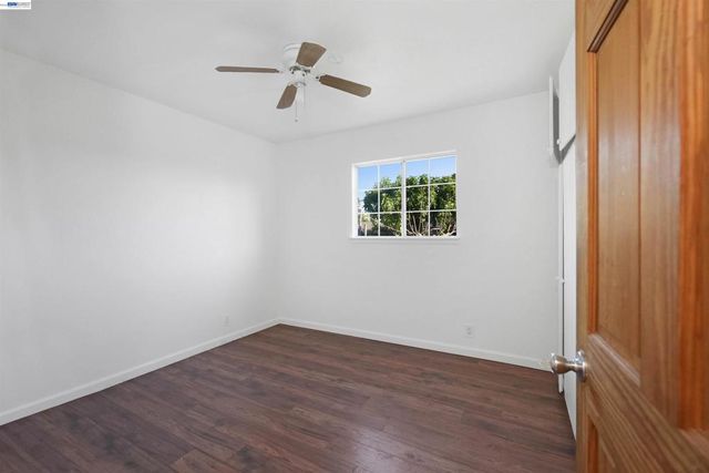 387 Tennyson Rd, Hayward, CA 94544