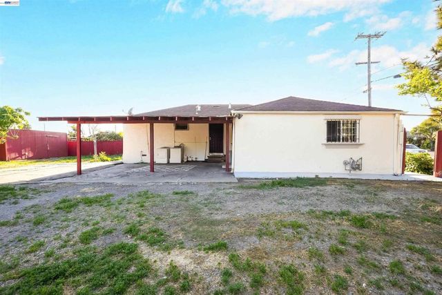 387 Tennyson Rd, Hayward, CA 94544