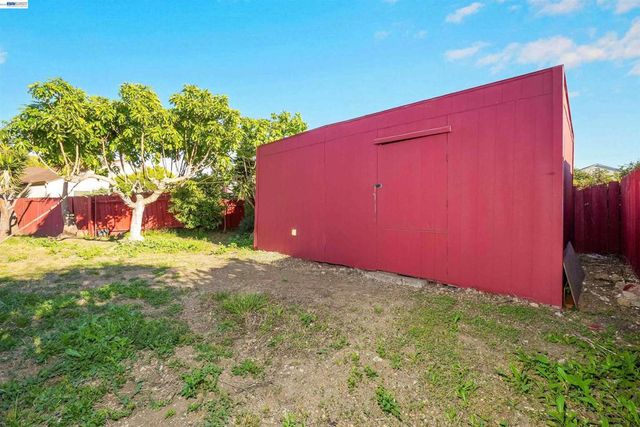 387 Tennyson Rd, Hayward, CA 94544