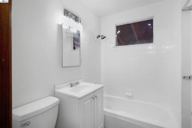 387 Tennyson Rd, Hayward, CA 94544