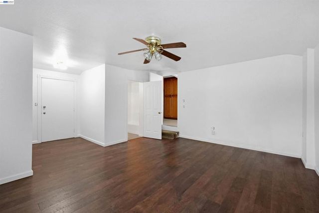 387 Tennyson Rd, Hayward, CA 94544