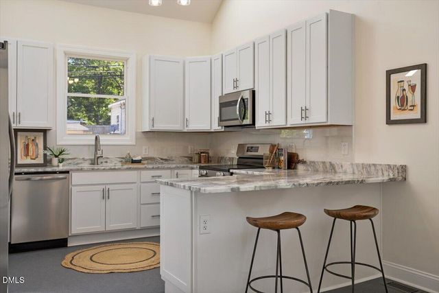 1130 N Roxboro Street, Durham, NC 27701