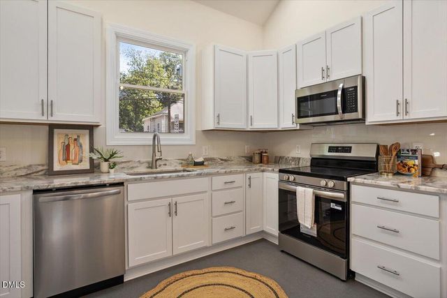 1130 N Roxboro Street, Durham, NC 27701