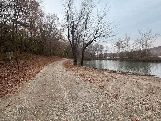 4029 Wayne 546, Greenville, MO 63944