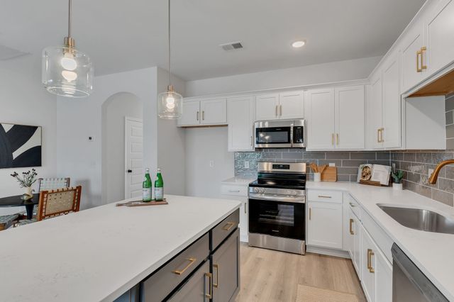356 Twig PVT Court, Hendersonville, TN 37075