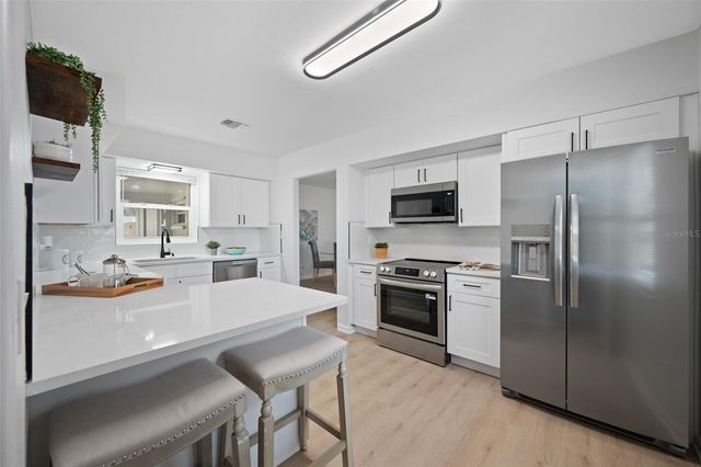 1100 81ST AVENUE N, St Petersburg, FL 33702