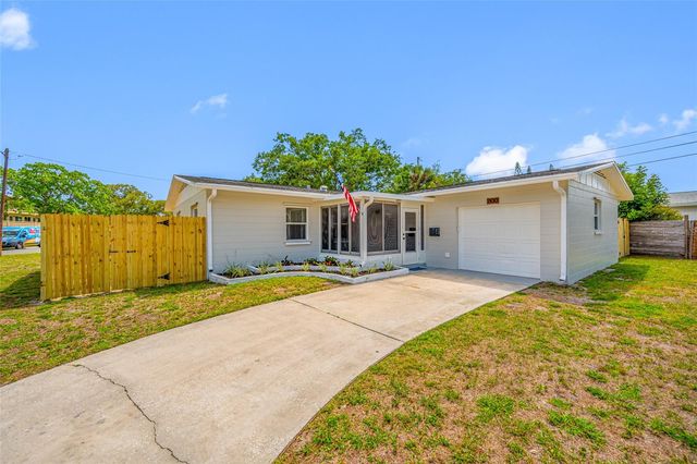 1100 81ST AVENUE N, St Petersburg, FL 33702