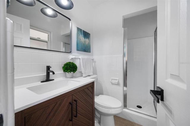 1100 81ST AVENUE N, St Petersburg, FL 33702