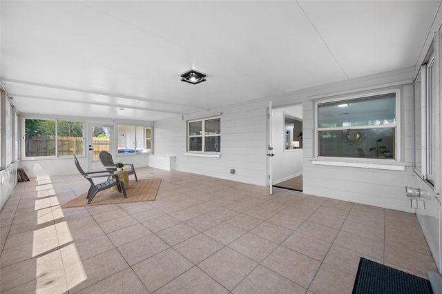 1100 81ST AVENUE N, St Petersburg, FL 33702