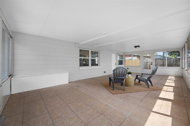 1100 81ST AVENUE N, St Petersburg, FL 33702