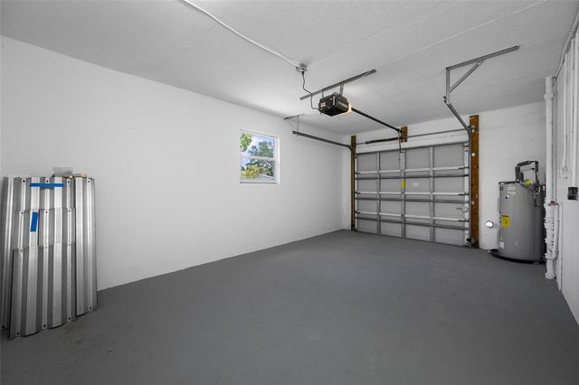 1100 81ST AVENUE N, St Petersburg, FL 33702