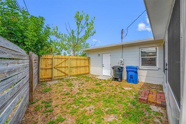 1100 81ST AVENUE N, St Petersburg, FL 33702